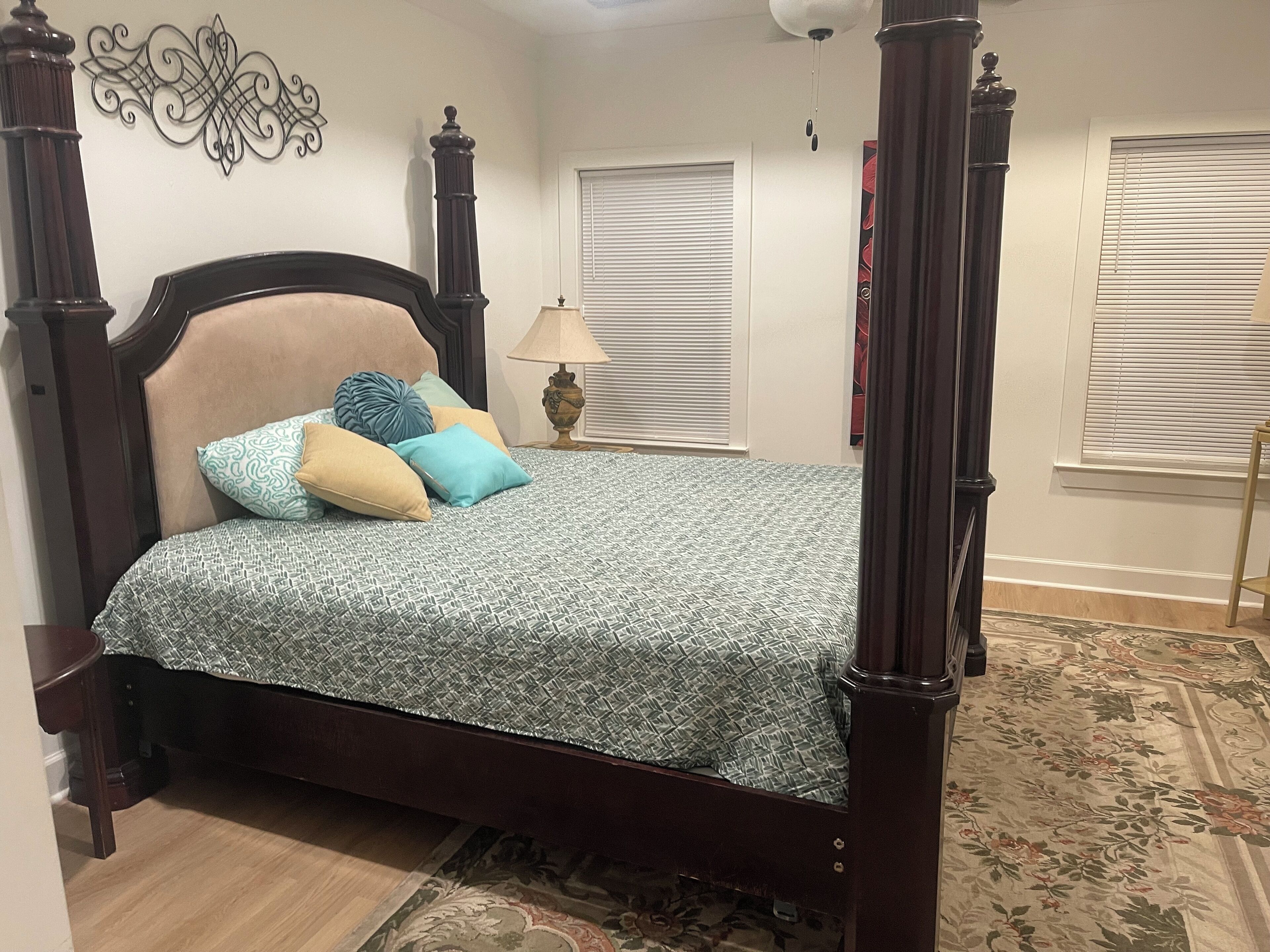 4 Schlafzimmer, Bügeleisen/Bügelbrett, kostenloses WLAN, Bettwäsche