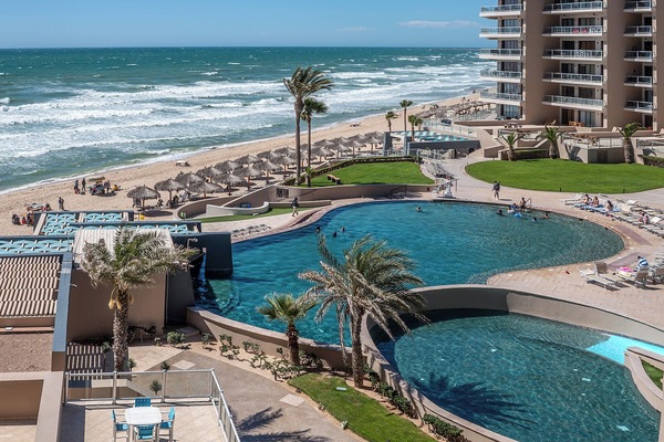 pools below the balcony