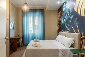 2 Schlafzimmer, Schreibtisch, Bügeleisen/Bügelbrett, WLAN