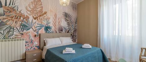 2 間睡房、書桌、熨斗/熨衫板、Wi-Fi