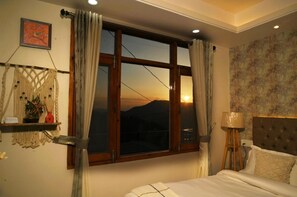 Deluxe Quadruple Room, Balcony, Mountain View | Desk, free WiFi - Griham Inn (Shimla)