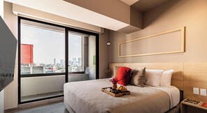 1 Schlafzimmer, Schreibtisch, Bügeleisen/Bügelbrett, Reisekinderbett