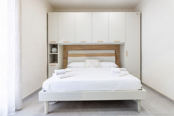 1 chambre, fer et planche Ă repasser, Wi-Fi, draps fournis