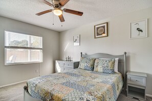 4 habitaciones, tabla de planchar con plancha, internet y ropa de cama 
