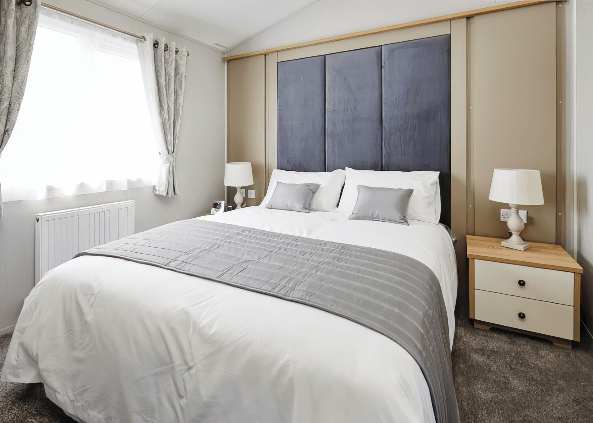 2 bedrooms