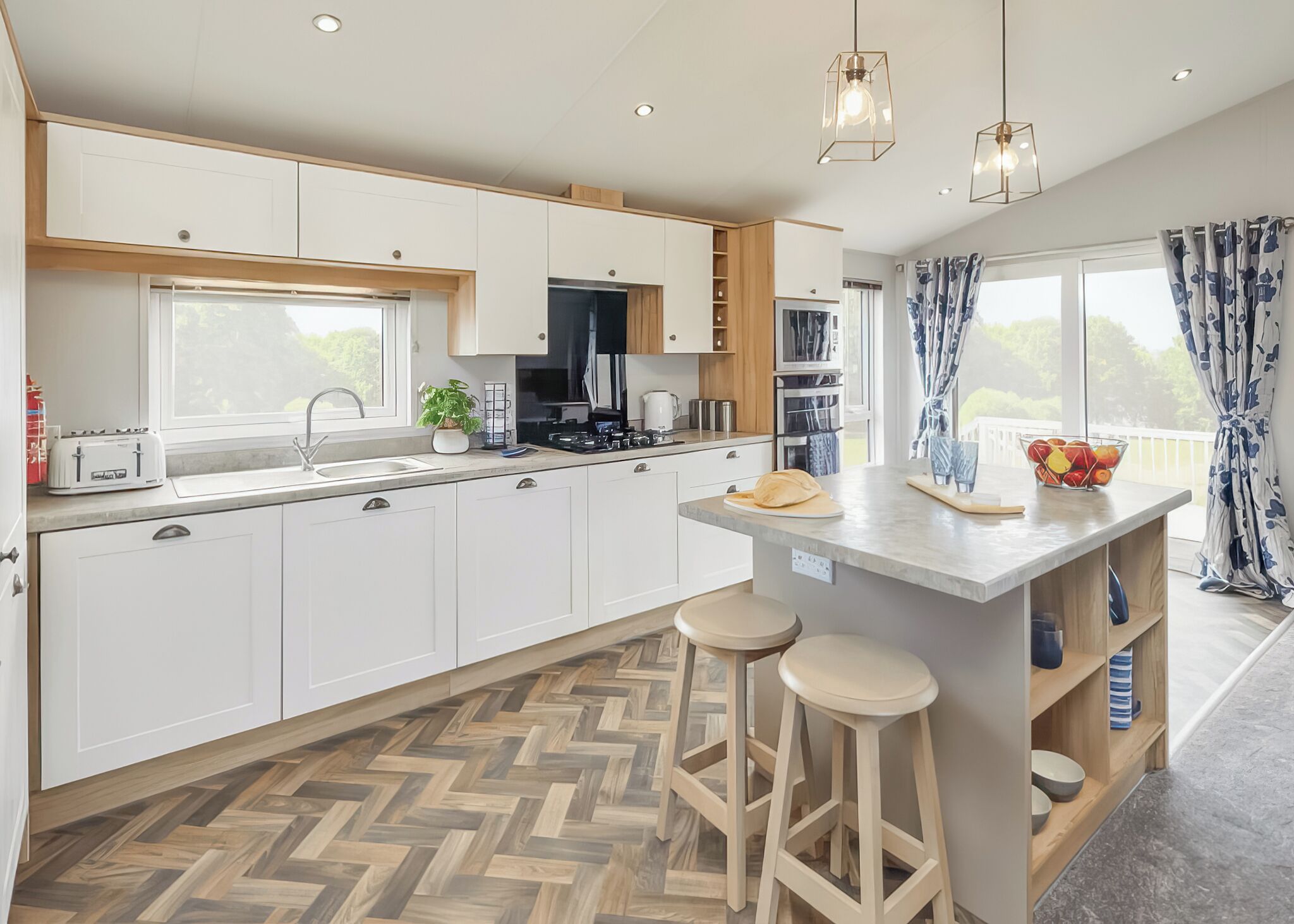 Fridge, oven, stovetop, toaster