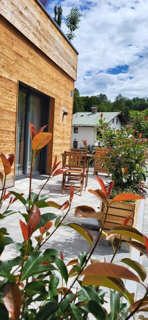 Terrace/patio - Apartment GöllGlück, 40 m², 1-2 pers., bedroom, living room, shower/WC, terrace (Bischofswiesen)