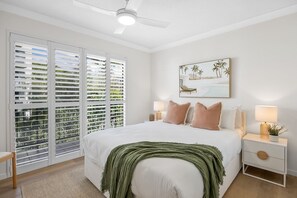 2 soverom, skrivebord, strykejern/-brett og wi-fi