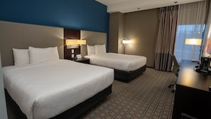 Minibar, in-room safe, iron/ironing board, free WiFi - Comfort Inn Tegucigalpa (Tegucigalpa)