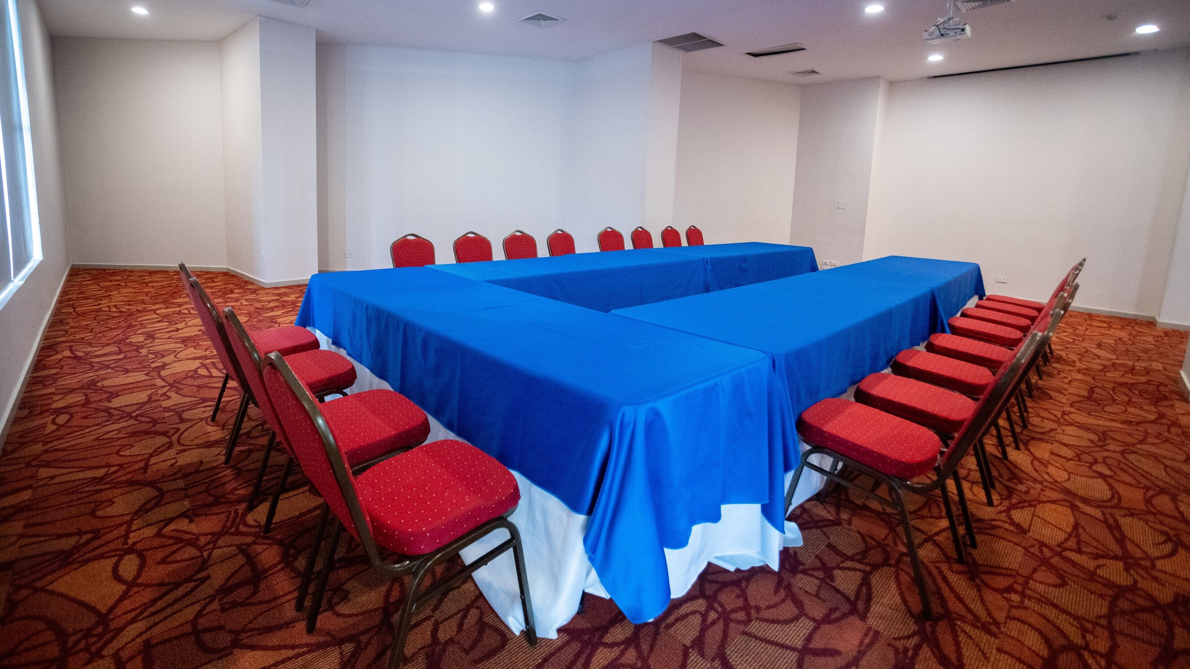 Photo - Comfort Inn Tegucigalpa