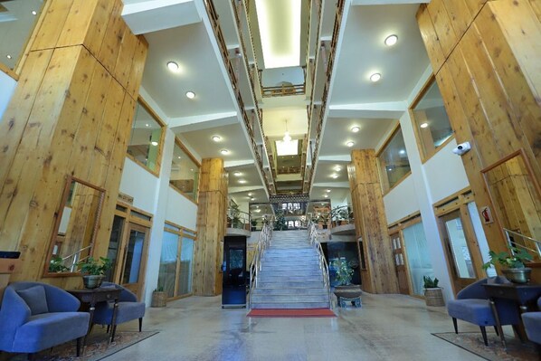 Interior - Hotel Phuntsho Pelri (Thimphu)
