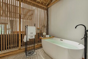 Bathroom - Hualu Yuejian Parent Child Homestay (Hangzhou)