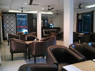 Hotel Ambika & Restaurant By GRB