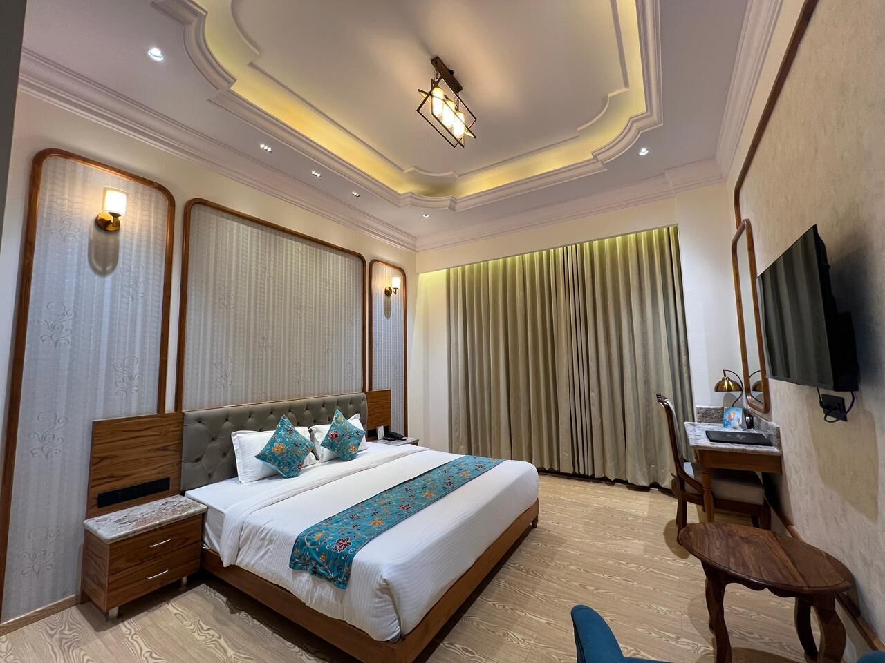 Luxury Room | Soundproofing, free WiFi