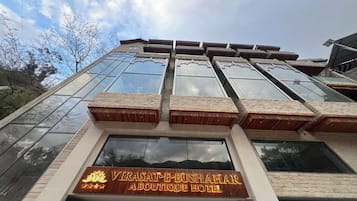 Façade de lâhĂ©bergement
