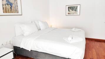 5 chambres, fer et planche Ă repasser, accĂšs Internet, draps fournis