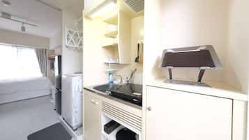 Fridge, microwave, stovetop, electric kettle