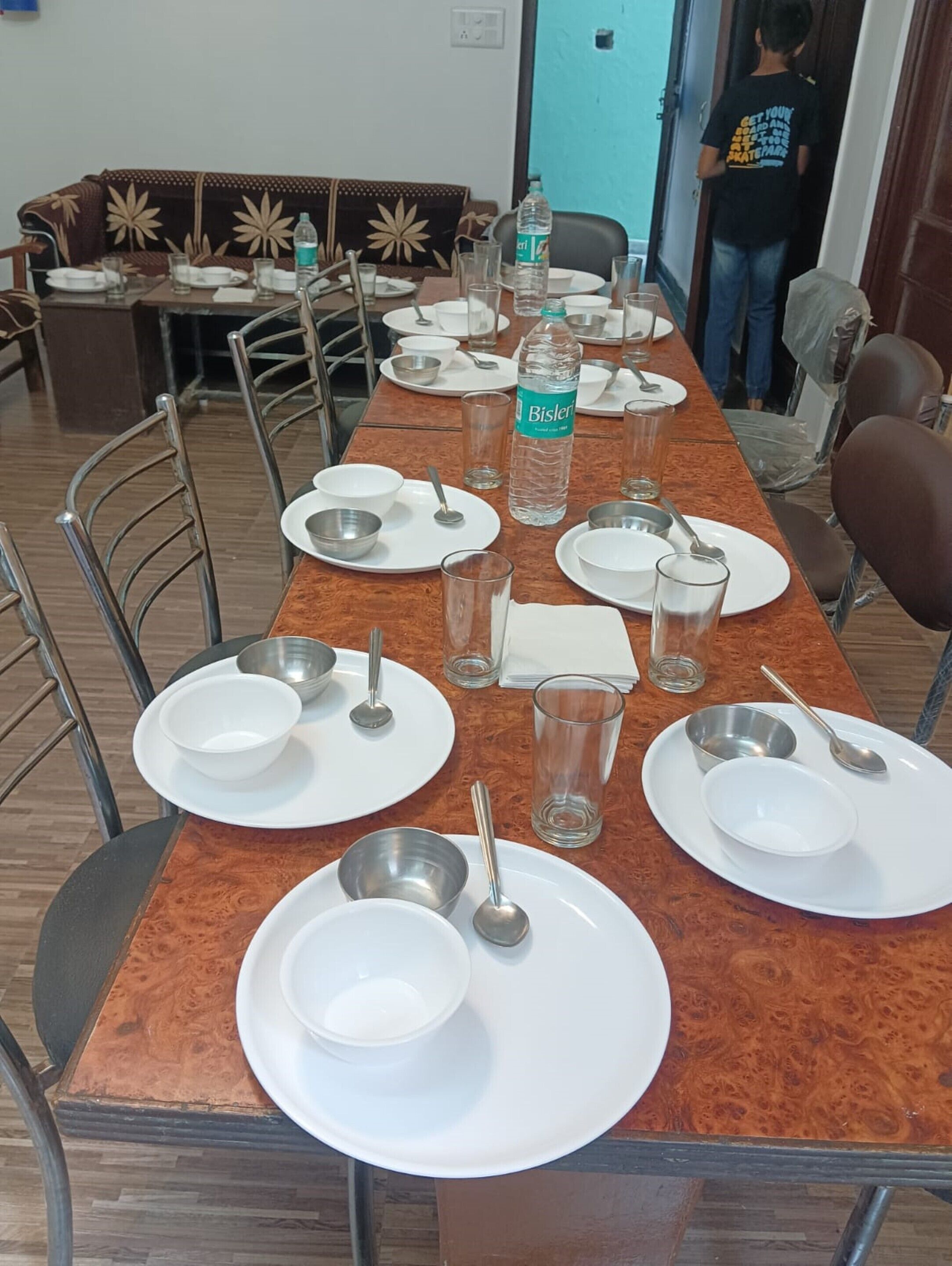 منطقة تناول الطعام للأسر