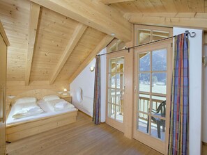 7 bedrooms