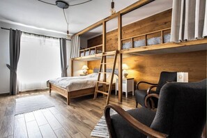 2 Schlafzimmer, BĂŒgeleisen/BĂŒgelbrett, Reisekinderbett, kostenloses WLAN
