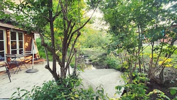 Rumah, 6 kamar tidur, balkon, pemandangan kebun | Taman