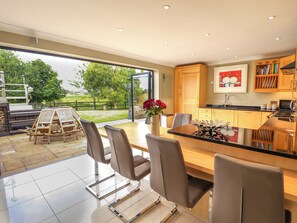 Dining - Witham View (Lincoln)