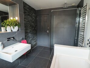 Shower - Witham View (Lincoln)