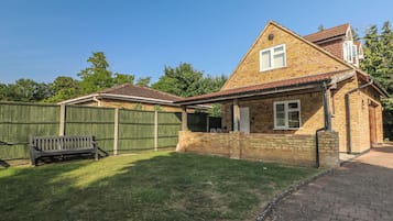 Cottage | Exterior