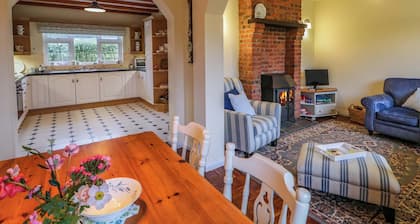 Betty's Farm Cottage