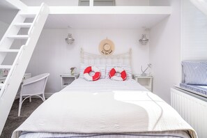 2 habitaciones, decoración personalizada y muebles diferentes