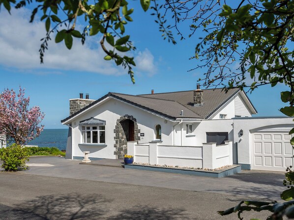Exterior - Rocklyn Lodge (Donaghadee)