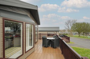 Ulkoruokailutilat
