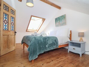 3 habitaciones, decoración personalizada y muebles diferentes 