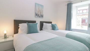 2 camere, con stile personalizzato, con arredamento individuale