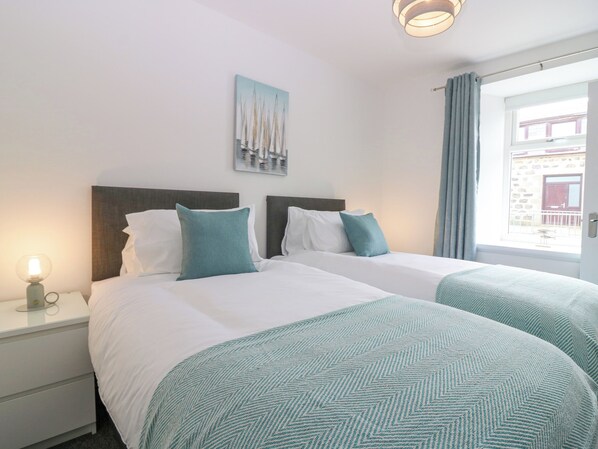 2 bedrooms, individually decorated, individually furnished, free WiFi