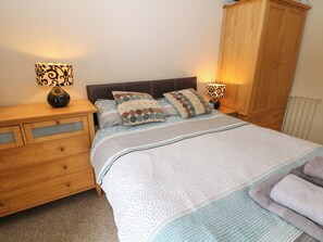 4 bedrooms, individually decorated, individually furnished, free WiFi - Queen's Cottage (Buxton)