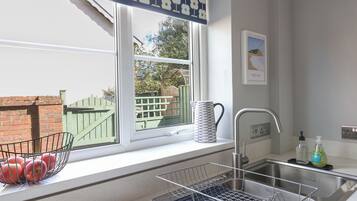 Frigorífic, rentaplats, bullidora elèctrica i torradora