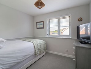 2 bedrooms, individually decorated, individually furnished, free WiFi - 8 Biddlecombe Orchard (Bridport)