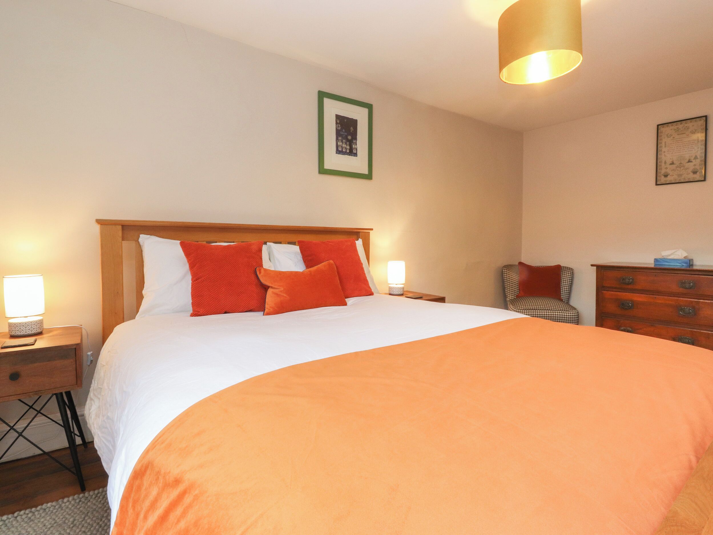 2 bedrooms, free WiFi, individually decorated, individually furnished