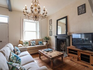 Living area - 28 Fore Street (Seaton)