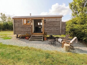 Property grounds - Cariad Mawr (Rhyl)