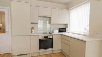 Fridge, dishwasher, electric kettle, toaster