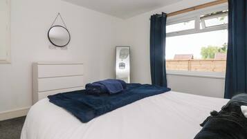 3 bedrooms, individually decorated, individually furnished, free WiFi