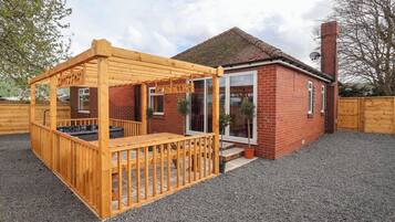 Cottage | Front of property