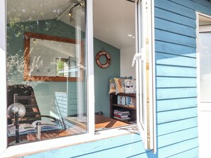 Exterior - Sandy Toes (Paignton)