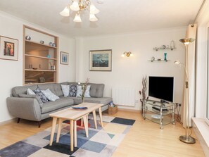 Living area - Mariners Watch (St Ives)