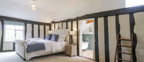6 chambres, décor unique, ameublement unique, accÚs au Wi-Fi (inclus)
