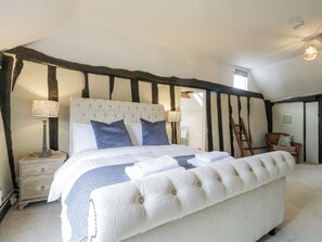 6 habitaciones, decoración personalizada y muebles diferentes 