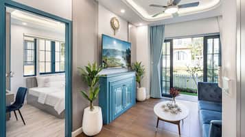 4 bedrooms, iron/ironing board, free WiFi, bed sheets