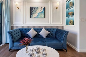 Una Smart TV, libros